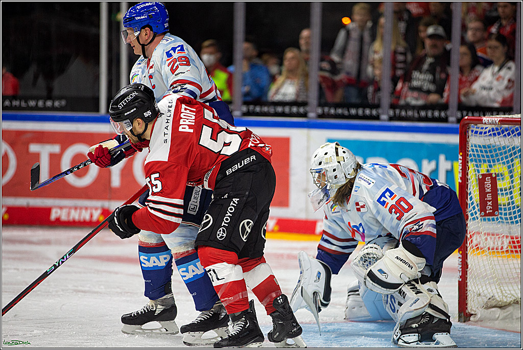 PENNY DEL; Koelner Haie- Adler Mannheim; Koeln, 04.11.2022